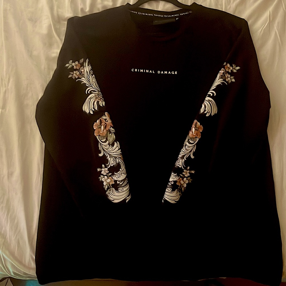 Black Criminal Damage Long Flower Print Sleeve T With Raised Logo Decal on Chest